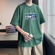 墨绿色