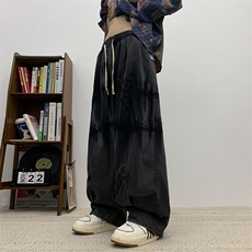 黑色