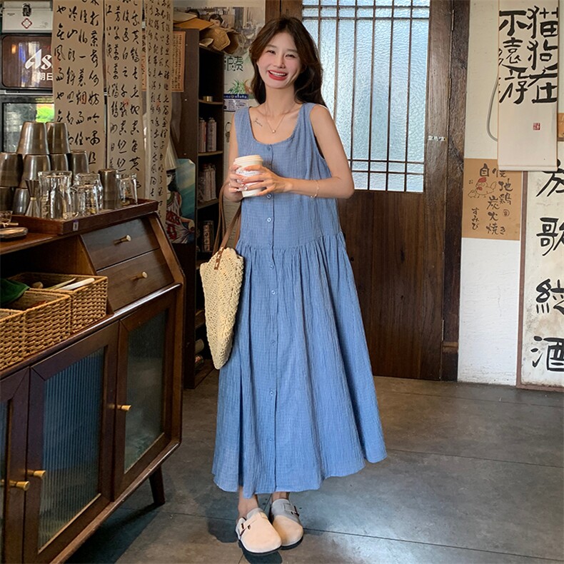 韩系复古蓝色背心裙女夏季2025新款简约休闲时尚单排扣无袖连衣裙,女装连衣裙,2C260