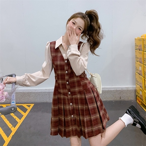 学院风假两件格子连衣裙女小个子2025春季新款设计感超好看百褶裙,女装连衣裙,浪娴服饰