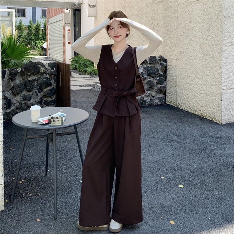 咖色时尚洋气腰带收腰马甲套装女2025秋季新款打底衫阔腿裤三件套,女装套装/套裙,2C159