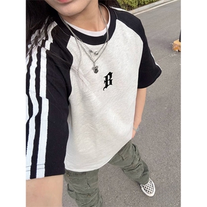 抖音得物品质二开240克宽松纯棉美式潮牌插肩三杠织带短袖T恤图片