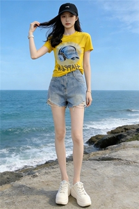 潮流休闲时尚运动套装女夏季新款圆领烫钻印花短袖牛仔短裤两件套图片