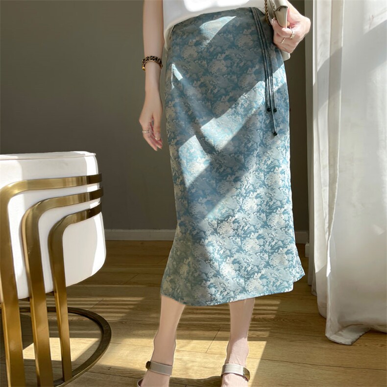 夏季新款醋酸真丝缎面半身裙女宽松百搭裙子提花外搭休闲开叉裙，女装半身裙，羊特美羊绒