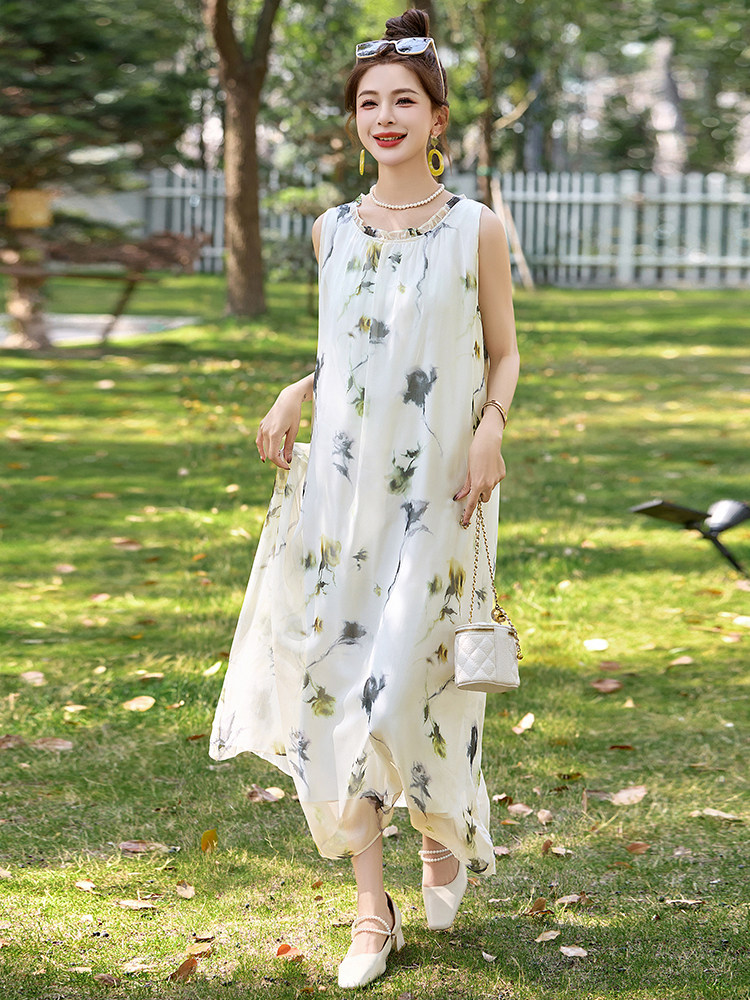 PINKWIN2025夏季新款真丝无袖花卉连衣裙女高级感桑蚕丝度假长裙,女装连衣裙,诺蝶