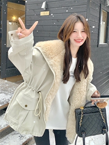 现货！放心推！羊羔毛拼接羽绒服女2025冬新款派克服加厚保暖外套图片