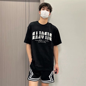万针全刺绣工艺抖音得物高品质260克重磅纯棉双纱美式高街短袖T恤图片