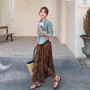 休闲牛仔衬衫碎花半身裙时尚套装女2025夏季新款设计感减龄两件套图片