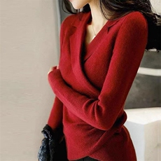 气质西装领衫女修身显瘦红色毛衣交叉设计感针织打底羊毛衫，女装羊毛衫，戎咖羊绒