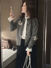 2025年夏季新款两朵小花针织上衣时尚休闲通勤百搭，女装针织衫/毛衣，隆秋羊绒