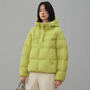 现货2025年冬季新款90白鸭羽绒休闲风套头羽绒服女外套图片