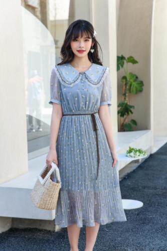 韩版娃娃领碎花连衣裙，女装连衣裙，如问