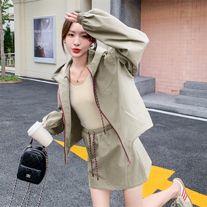 韩版时尚休闲连帽外套套装女2025春秋季新款显瘦运动半身裙两件套图片