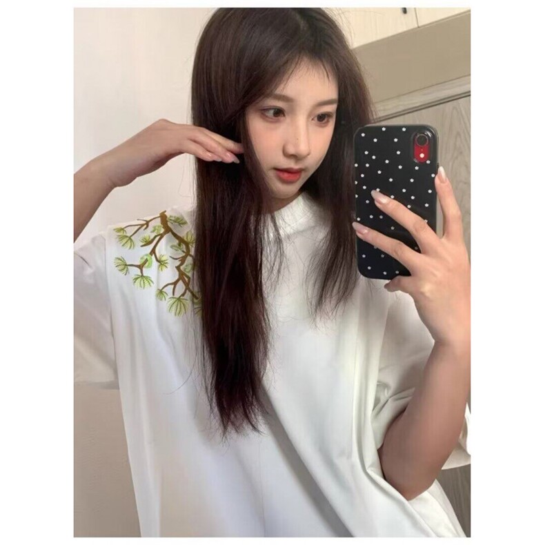 罗汉松刺绣短袖t恤男2025新款夏季美式小领口五分袖cleanfit半袖图片