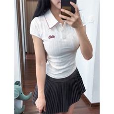 白色