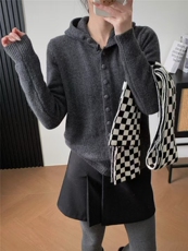 2025年秋季常规常规时尚百搭通勤简约休闲帽衫，女装针织衫/毛衣，暖烁特种纱工厂店