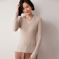 秋冬新款洋气时尚百搭显瘦女款精纺一线成衣U领35%羊绒衫，女装羊绒衫，艾巧羊绒