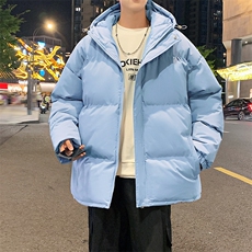 浅蓝色