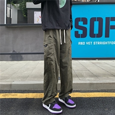 军绿色