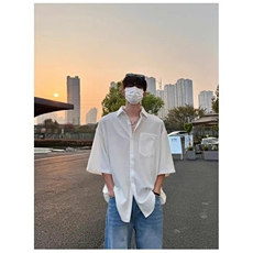 白色