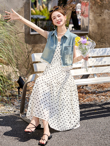 牛仔马甲波点吊带连衣裙两件套女2025夏季新款减龄蕾丝拼接套装裙图片