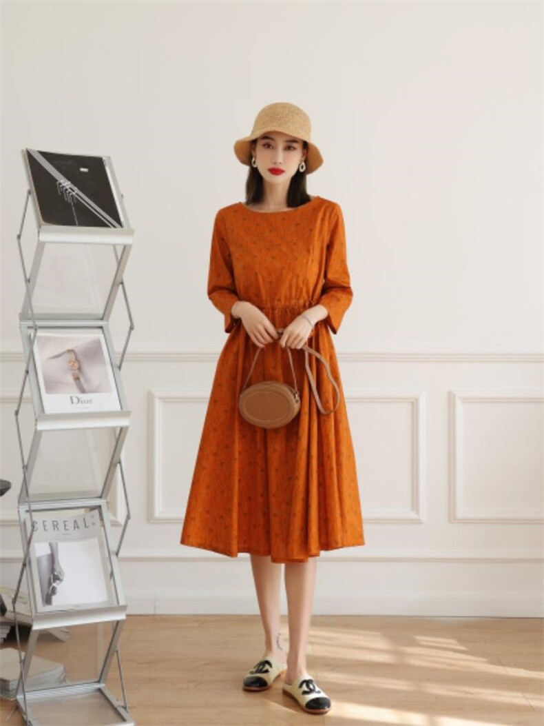 现货春季气质系圆领撞色碎花连衣裙，女装连衣裙，卓儿衣人