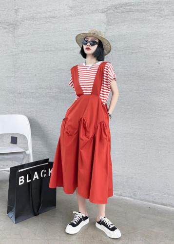 欧货同款背带群两件套，女装，玩美