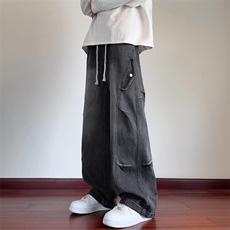 黑色