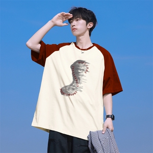 抖音得物高品质二开240克宽松纯棉美式潮牌插肩袖拼接短袖T恤图片