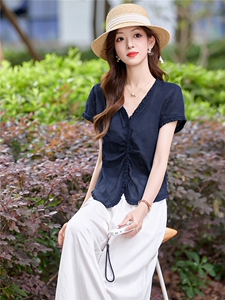 韩系V领小衫气质阔腿裤两件套女2025夏新款洋气显瘦时尚休闲套装图片
