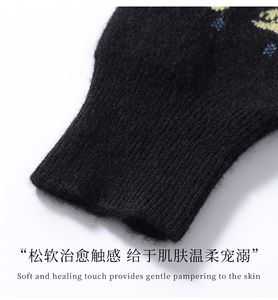 2025舒适百搭秋冬新款加厚圆领小狗提花羊绒开衫图片
