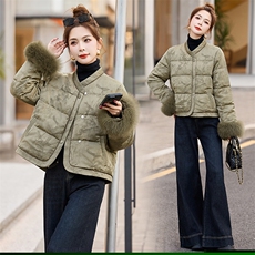 狐狸毛羽绒服女提花短外套2024冬季新款新中式白鸭绒上衣，女装羽绒服，仟媚宠
