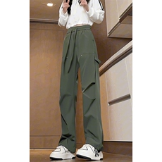 军绿色