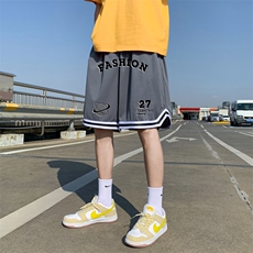 灰色