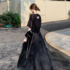 休闲度假风黑色连衣裙女夏2025新款独特别致大方得体夏日漂亮裙子，女装连衣裙，2C206