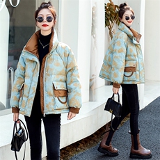 2022新款时尚女装白鸭绒羽绒服宽松显瘦保暖外套，女装羽绒服，笃写