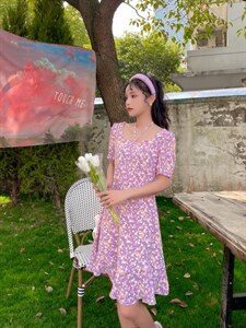 短款碎花裙图片