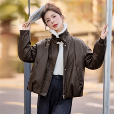 2025年冬季时尚优雅保暖毛领PU羽绒服，女装羽绒服，依恋蒂丝