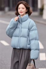 短款羽绒服女2025冬季新款时尚立领落肩袖小个子休闲白鸭绒外套，女装羽绒服，冬木谷雨