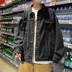黑色