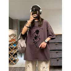 深灰色