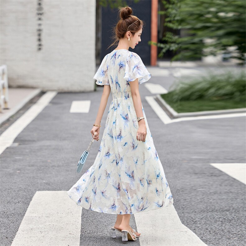 法式印花短袖连衣裙女2025夏季新款收腰显瘦优雅镶钻拼接v领长裙,女装连衣裙,乐吉娜
