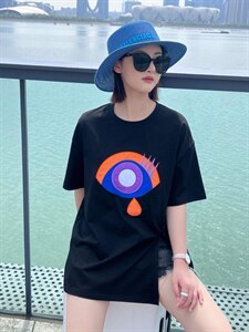OUGNI夏装新款贴布刺绣开叉T恤潮图片