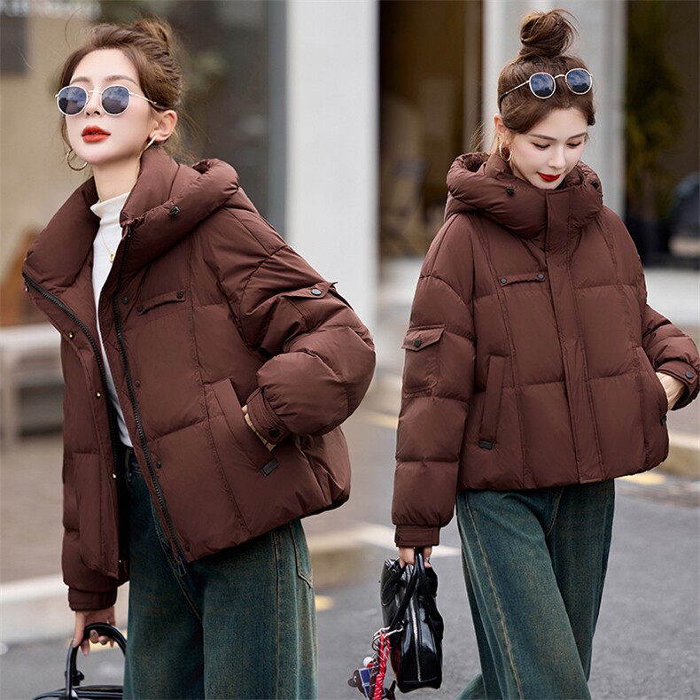 高级感超好看短款羽绒服女2024冬新款时尚小个子白鸭绒面包服外套，女装羽绒服，布芭啦