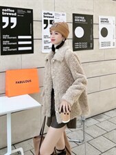 皮毛一体外套，其它，莲佳妮