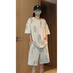 美式休闲套装短袖短裤宽松运动两件套男女T3713特P32/DK8701特P29,女士穿套裙可以搭配凉鞋吗图片