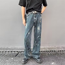 深蓝色