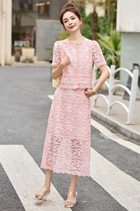 2026夏季新款法式高级感穿搭粉色蕾丝套装裙女时髦气质显瘦两件套图片
