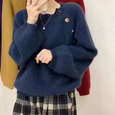 斜门襟装饰单排扣子设计感毛衣女2024秋冬季，女装羊毛衫，旭驰羊绒