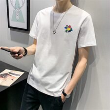 白色